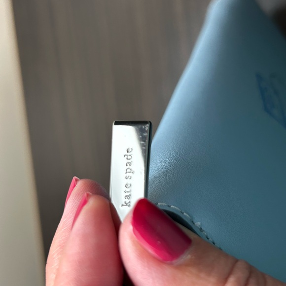 Kate Spade “off the grid” large continental wallet - Picture 7 of 8